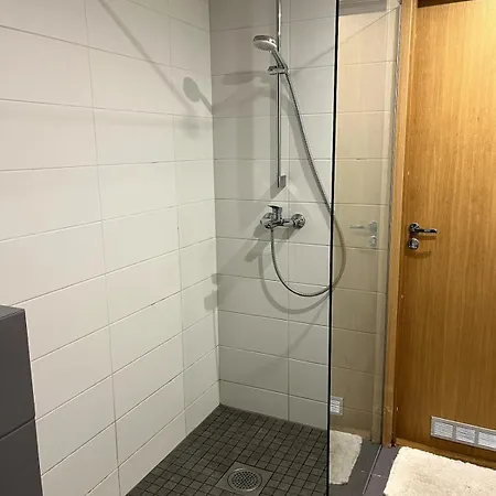 Cozy Center With Desk - Steps To Old Town Apartmán *