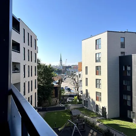 Cozy Center With Desk - Steps To Old Town Appartement Tallinn